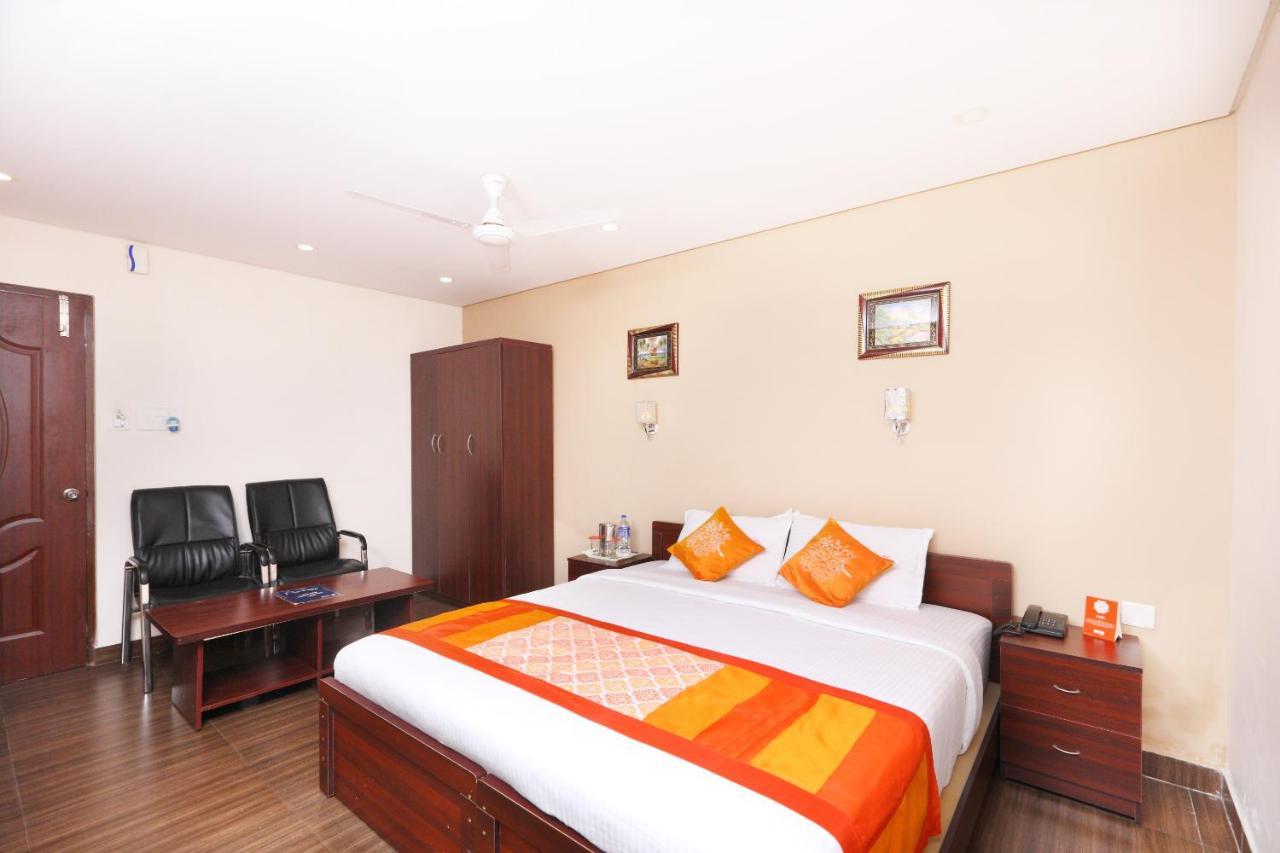 Hotel Oyo 1001 Palmtree Corporate Anna Nagar Chennai Esterno foto